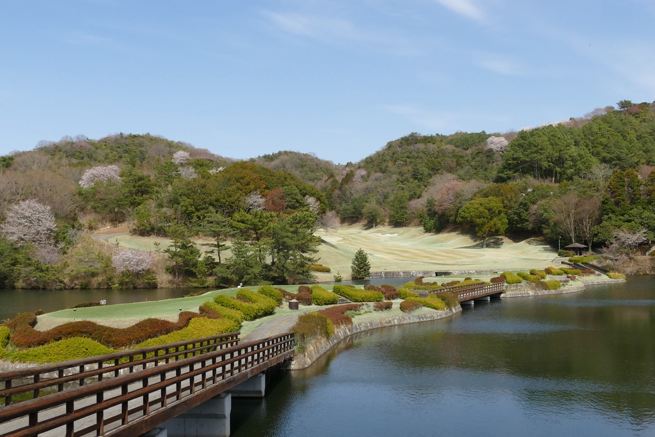 城山ゴルフ倶楽部
